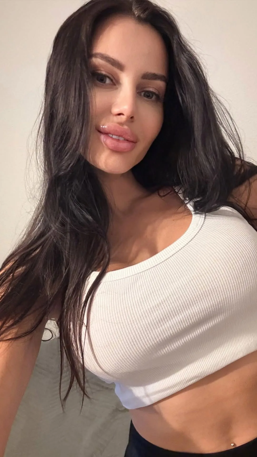 Lucía escort Most